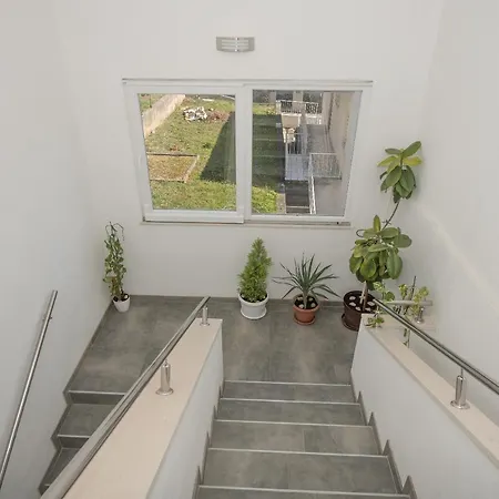 Apartment Bilin San Baska Voda